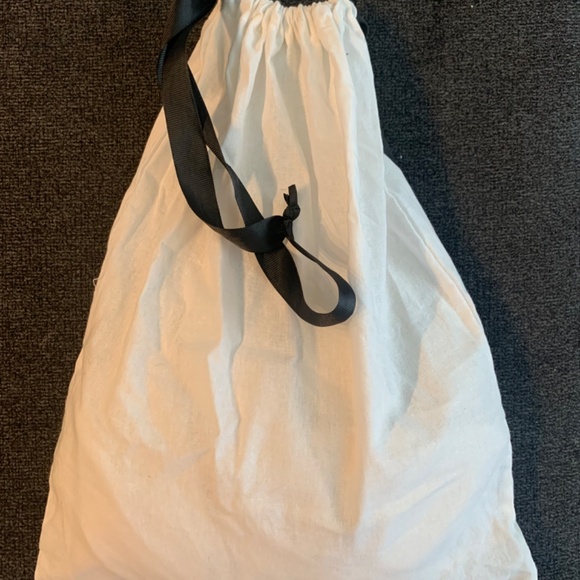 DISSH SATIN MINI DRESS FOR BRIDAL EVENTS - Picture 5 of 8